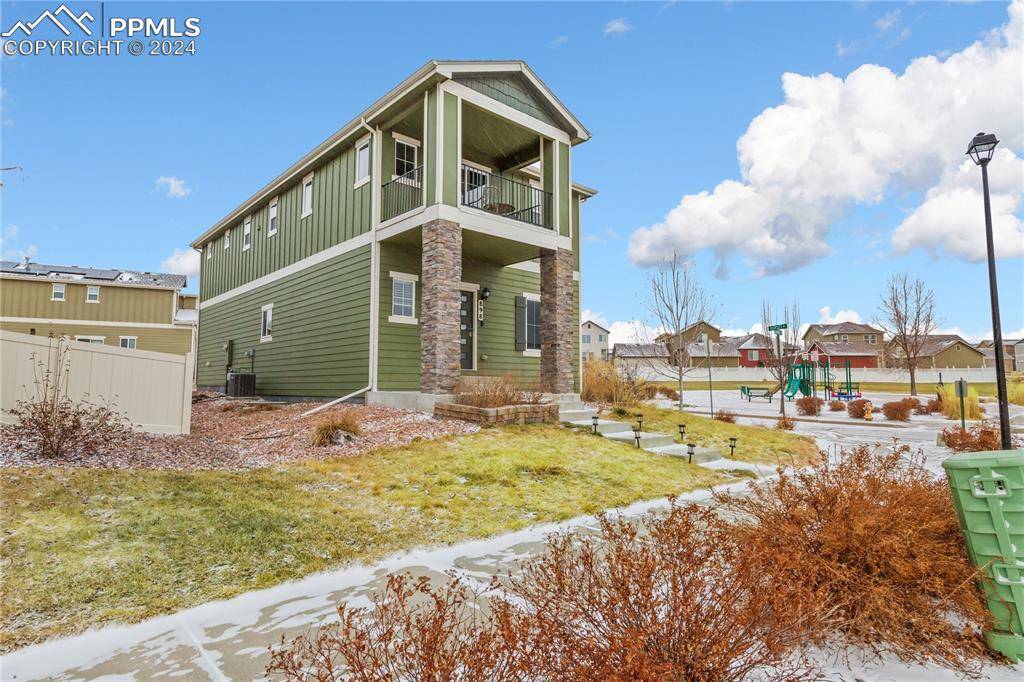 Colorado Springs, CO 80910,898 Antrim LOOP