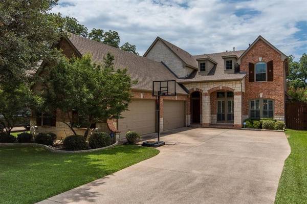 2805 Crystal Falls Drive, Garland, TX 75044