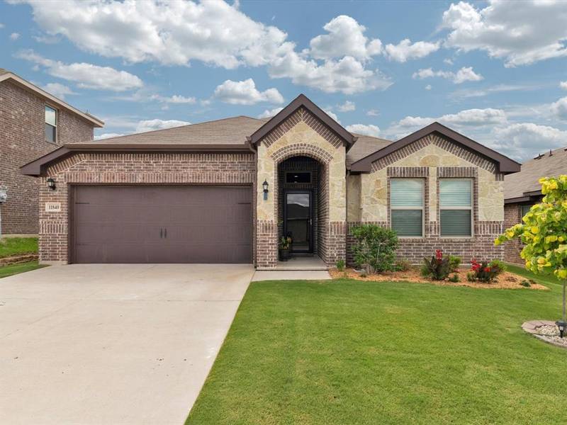 11840 Castleford Way, Fort Worth, TX 76036