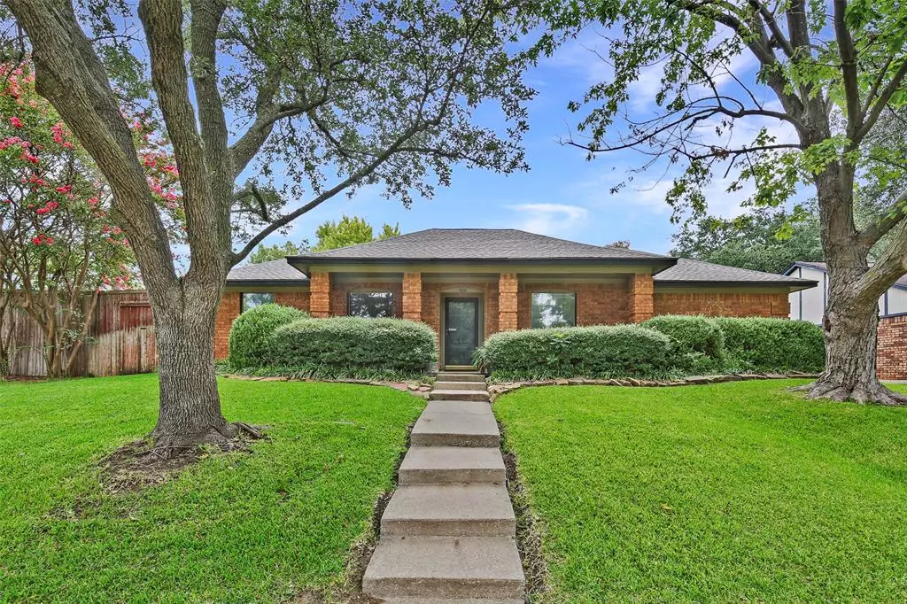 Plano, TX 75025,925 Matilda Drive