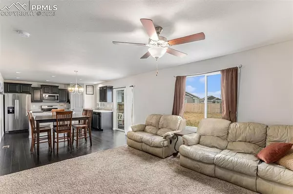 Colorado Springs, CO 80925,6153 Nash DR