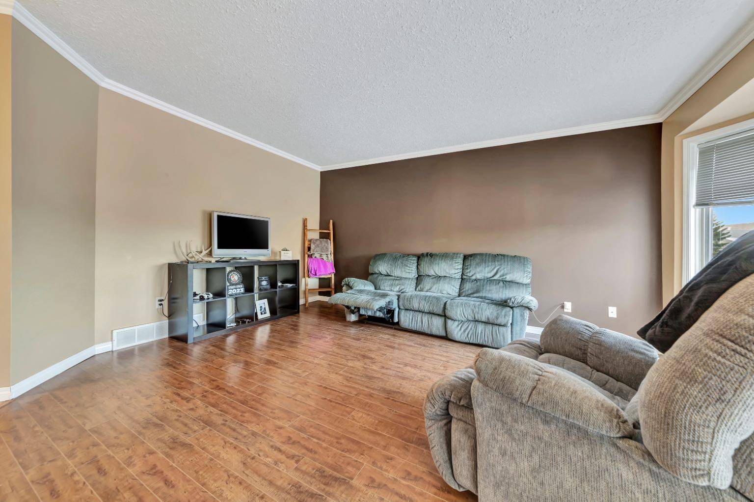 Lloydminster, AB T9V 2P9,5235 23 ST