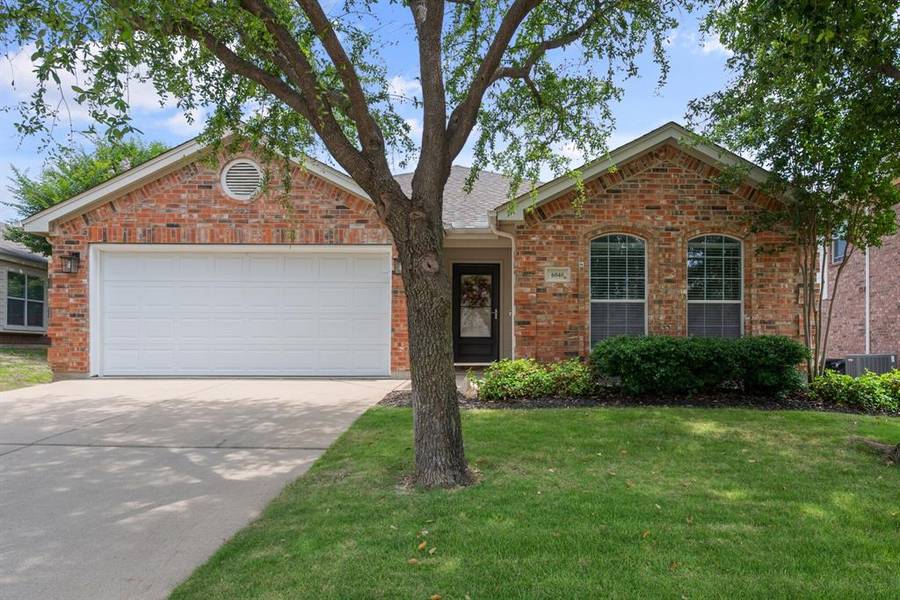 6040 Walleye Drive, Fort Worth, TX 76179