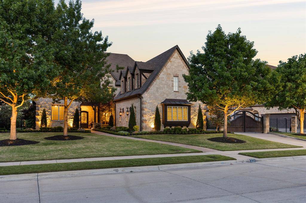 Southlake, TX 76092,221 Edinburgh Court