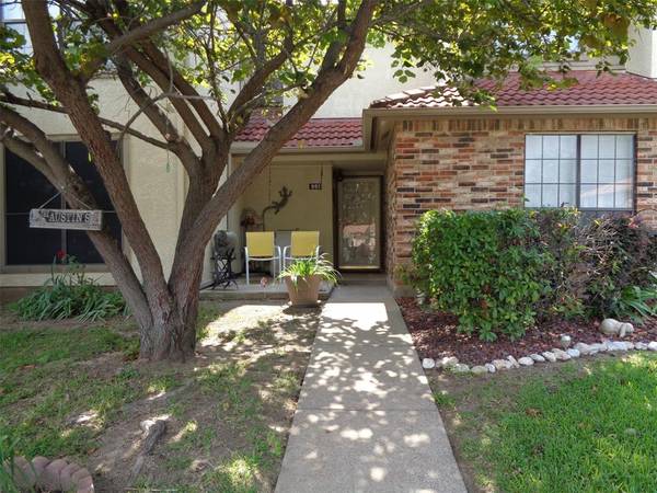 951 Turtle Cove #126, Irving, TX 75060