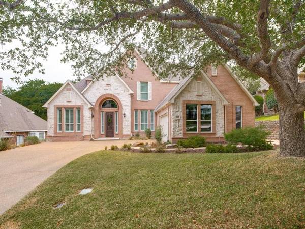 2105 Fairway Vista Drive, Mckinney, TX 75072