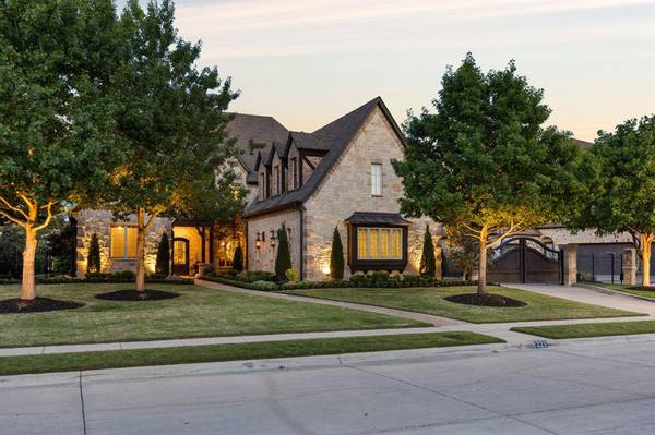 221 Edinburgh Court,  Southlake,  TX 76092