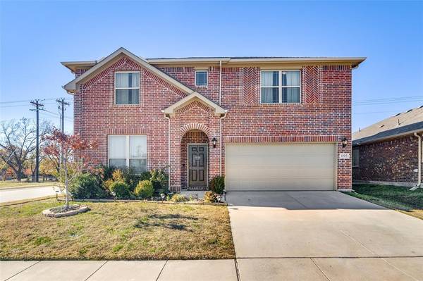 695 Quincy Court, Lavon, TX 75166