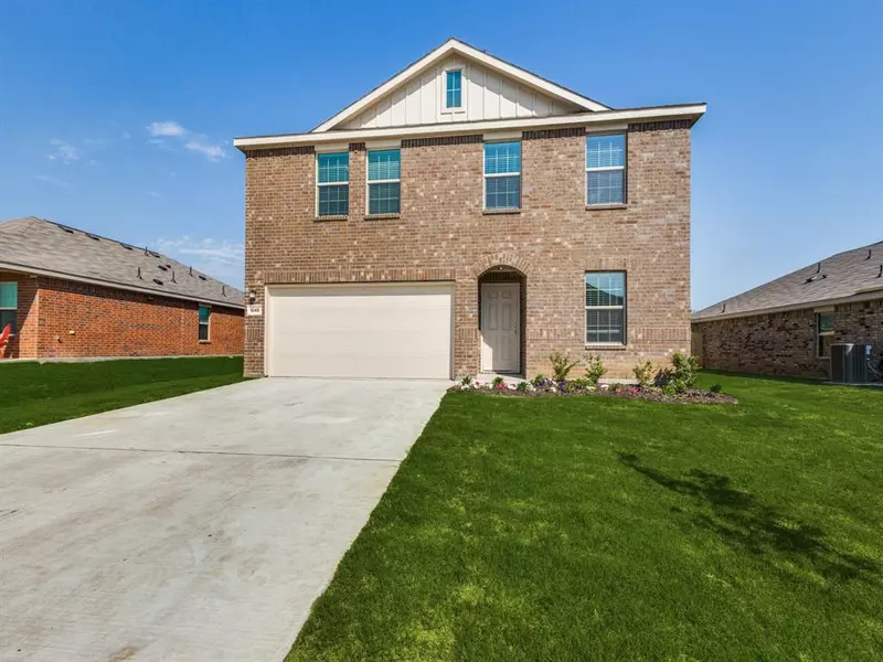 1045 Skyline Drive, Hutchins, TX 75141