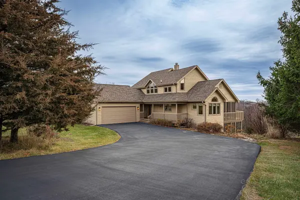 Galena, IL 61036,123 Blackhawk Trace