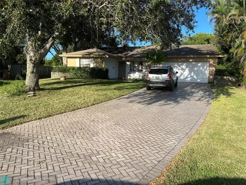 3907 NW 22nd St, Coconut Creek, FL 33066