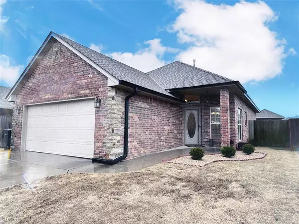 9024 NW 93rd Circle, Yukon, OK 73099