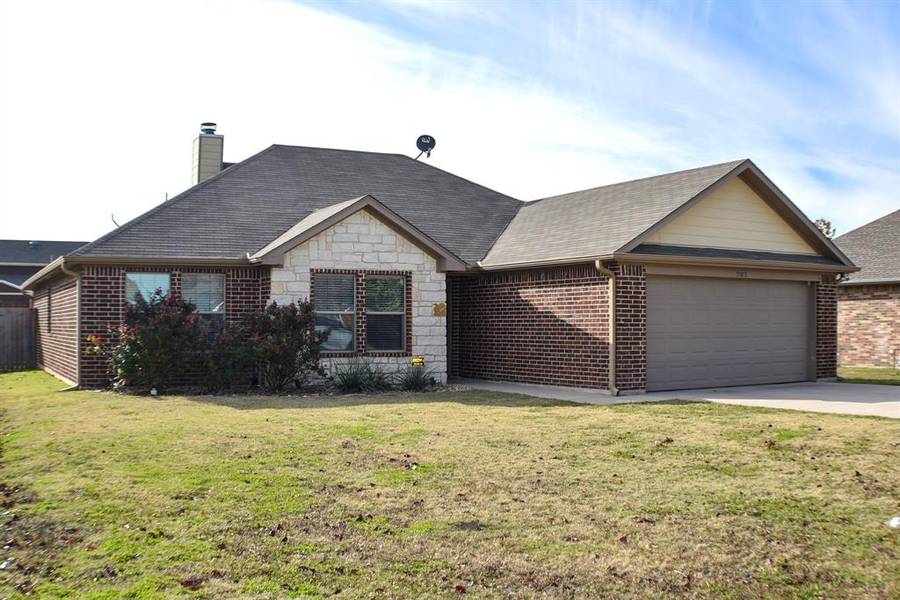 707 Dixie Lane, Whitewright, TX 75491