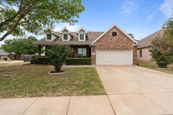 601 Wedgewood Way, Lake Dallas, TX 75065