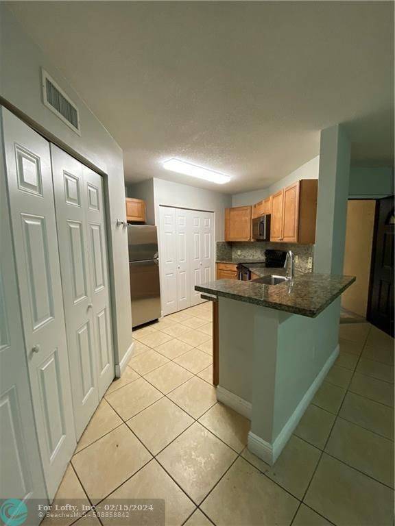 6276 NW 186th St  #207,  Hialeah,  FL 33015