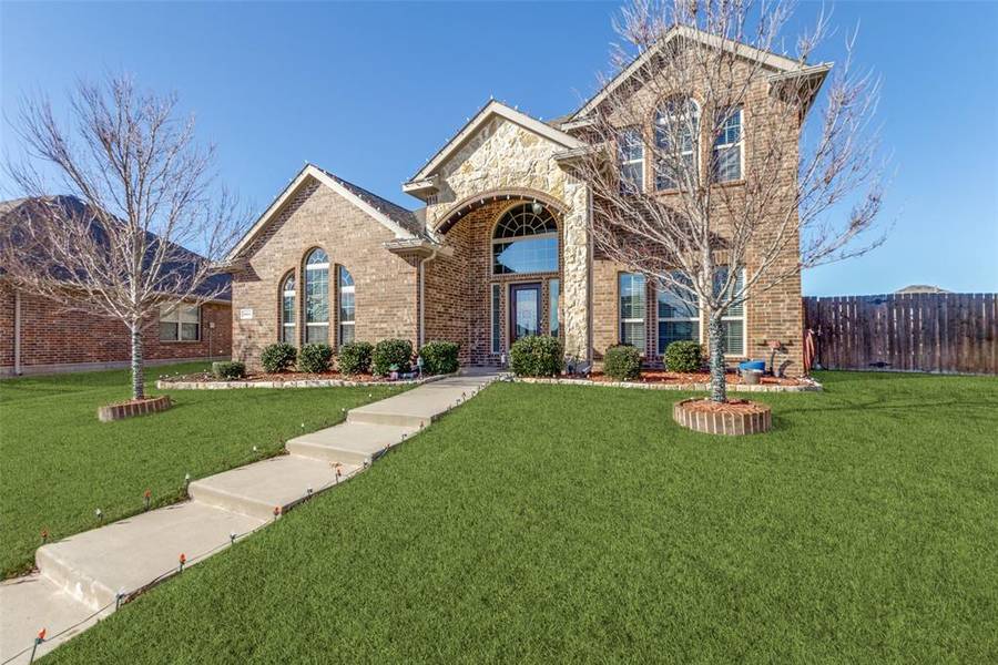 1621 Grand Court, Royse City, TX 75189