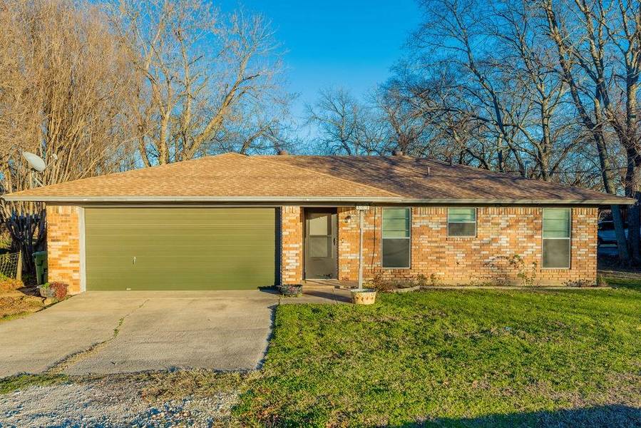 509 S Magnolia Street, Aubrey, TX 76227