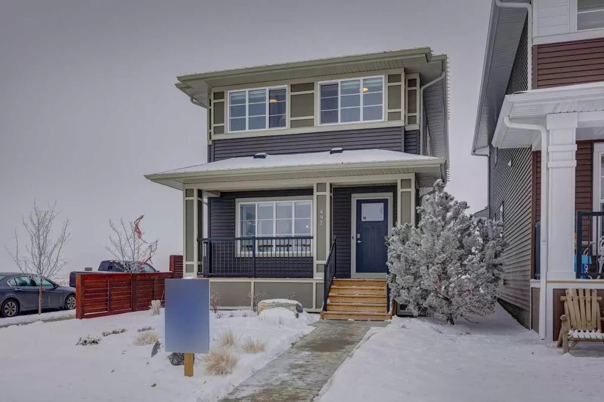 Airdrie, AB T4B 5J9,492 Creekrun CRES SW