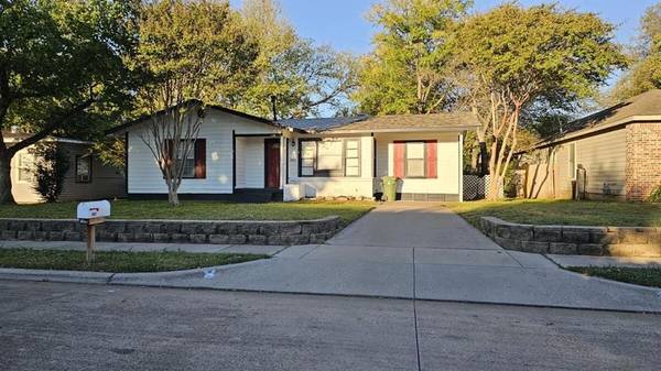 307 Terry Road, Hurst, TX 76053