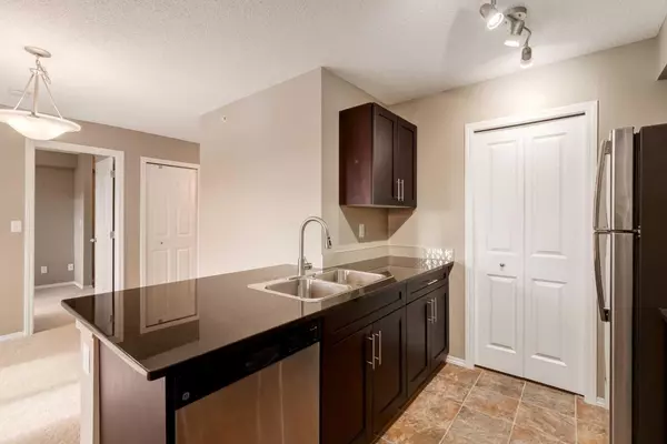 Calgary, AB T2X 2B9,81 Legacy BLVD SE #2407