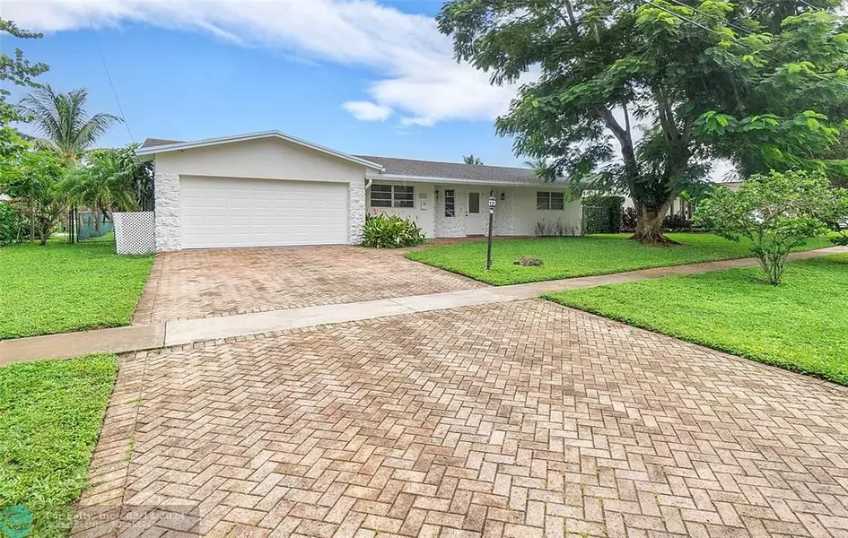 420 NW 43rd Ave, Coconut Creek, FL 33066