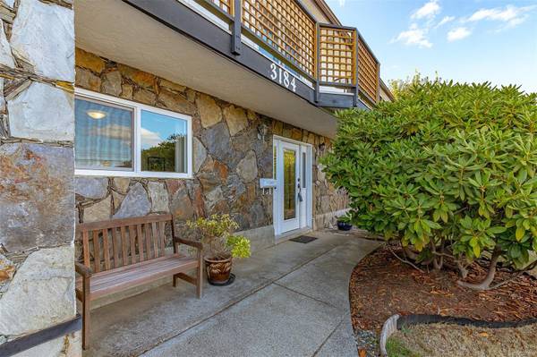 Colwood, BC V9C 1Y5,3184 Matilda Dr