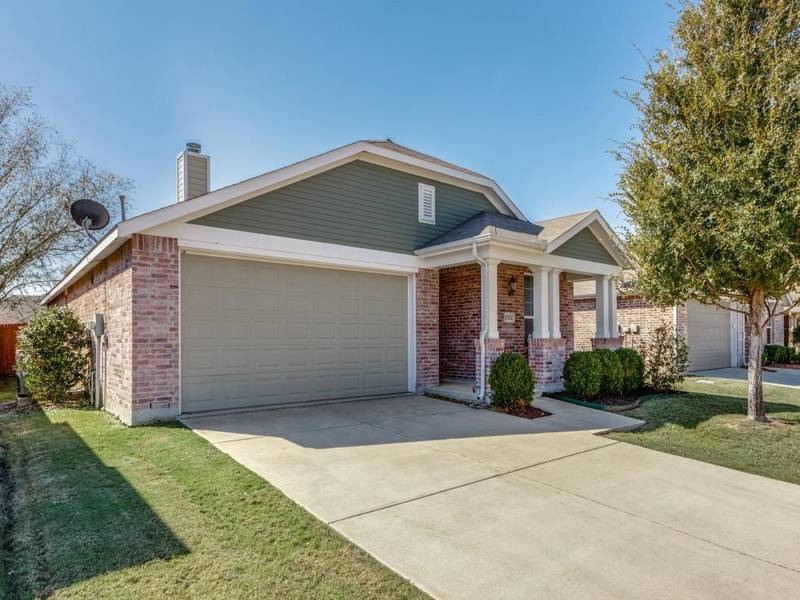 1512 Zebra Finch Drive, Little Elm, TX 75068