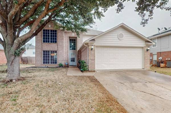 8533 Auburn Drive, Fort Worth, TX 76123