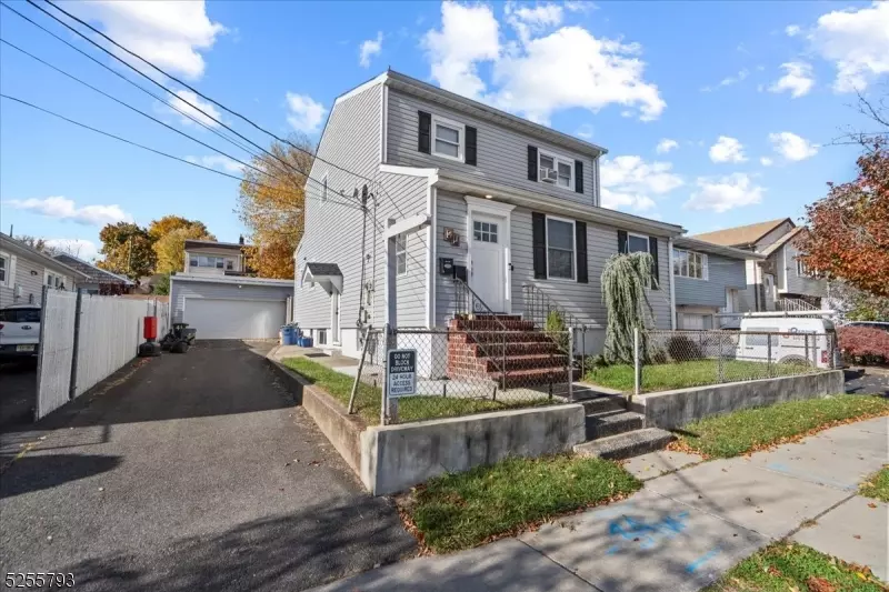 41 River St, Lodi Boro, NJ 07644