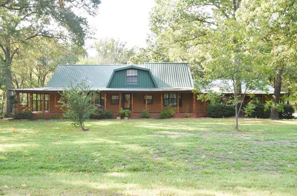 1447 County Road 1858,  Yantis,  TX 75497