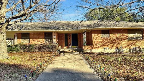 1226 Phoebe Lane, Garland, TX 75042