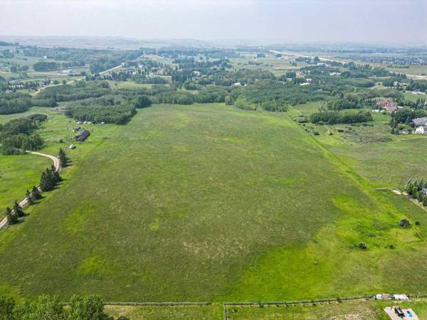 Rural Foothills County, AB T0L 0X0,32 ST East