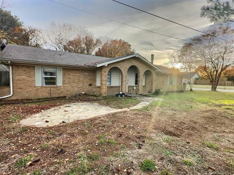 1000 E Ohio Street, Van, TX 75790