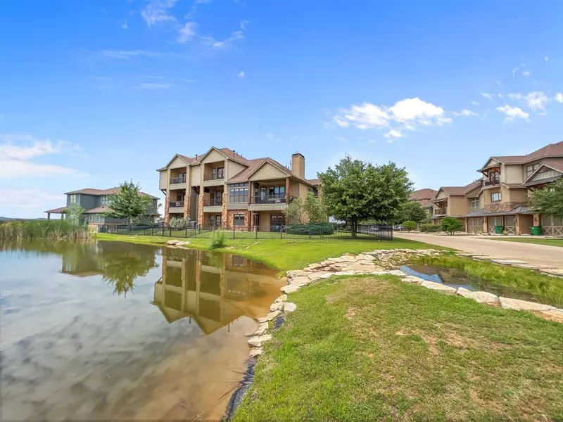 3001 Shoreside Point, Graford, TX 76449