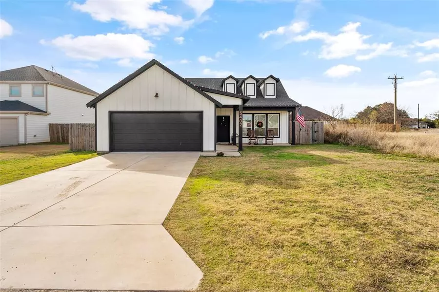 5402 Ashworth Court, Granbury, TX 76048