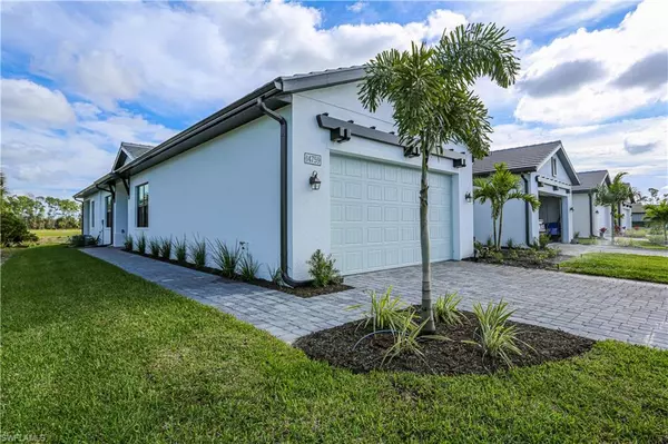 Naples, FL 34120,14759 Kingfisher LOOP