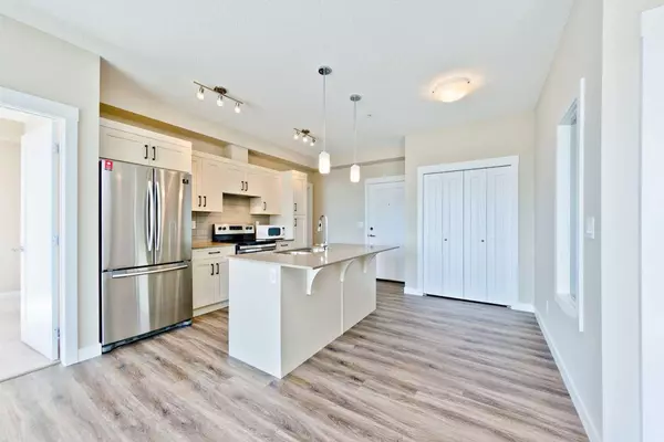 Calgary, AB T2X 4M9,30 walgrove WALK SE #305