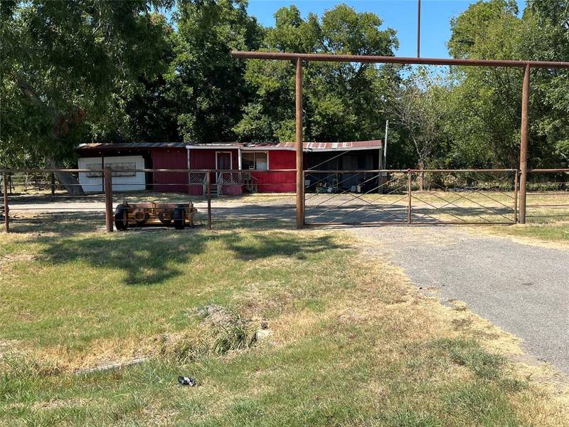 7186 State Highway 24, Commerce, TX 75428