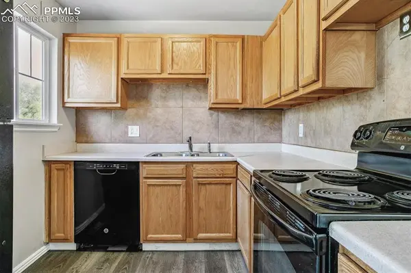 3410 El Morro RD, Colorado Springs, CO 80910