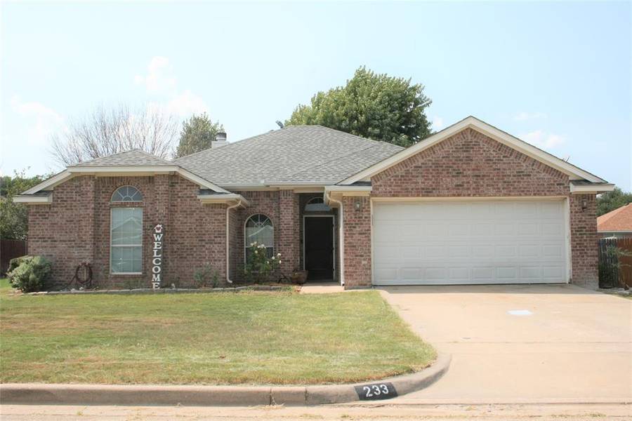 233 Whitestone Way, Weatherford, TX 76085