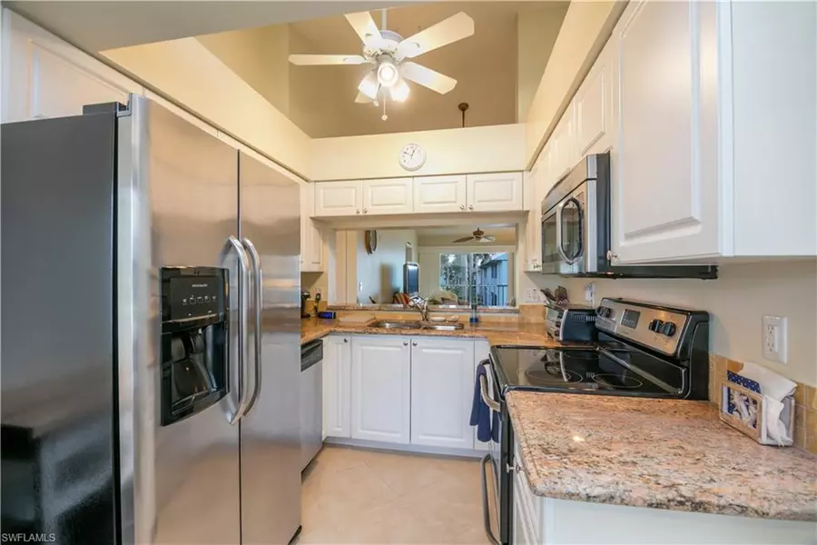 113 Wading Bird CIR W-204, Naples, FL 34110