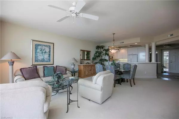 Naples, FL 34110,430 Cove Tower DR 1202