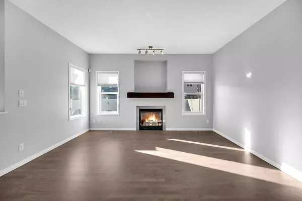 Calgary, AB T3K 0L4,171 Covecreek PL NE