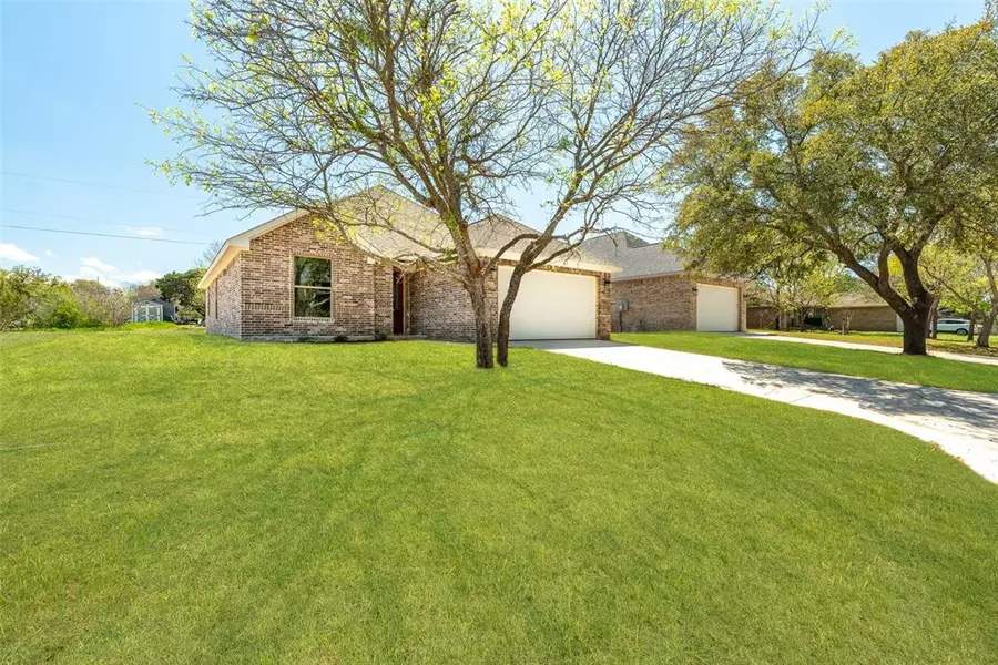 1134 Abbie Lane, Glen Rose, TX 76043