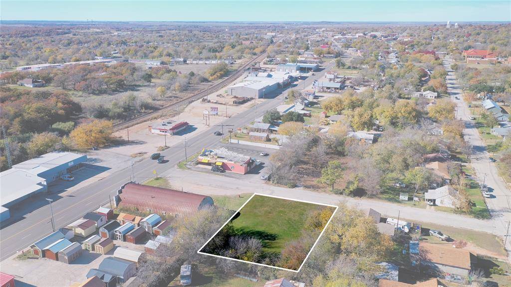 Bowie, TX 76230,225 Patterson
