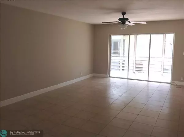 Coral Springs, FL 33065,2710 Riverside Dr  #208-A