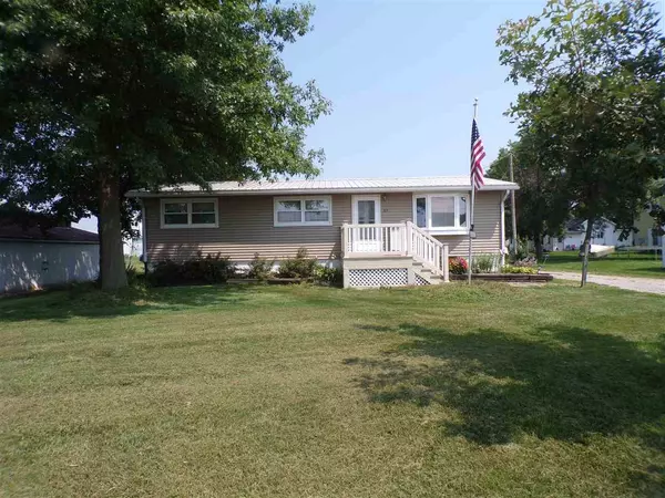 315 Depot St, Atalissa, IA 52720