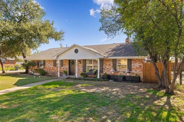 1317 Amherst Drive, Denton, TX 76201