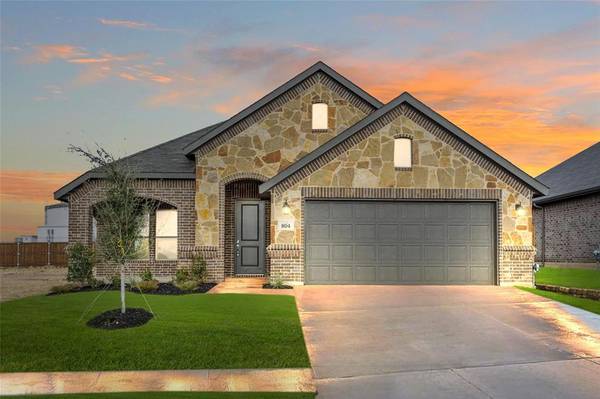 804 Misty Lane, Cleburne, TX 76033