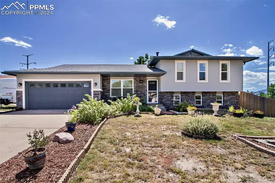 2209 E Peacemaker TER, Colorado Springs, CO 80920